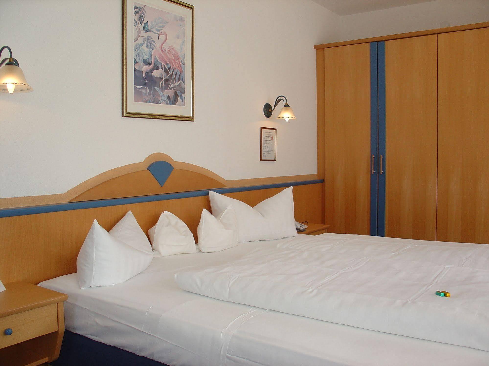 Alpenhotel Stefanie Hippach Exterior photo