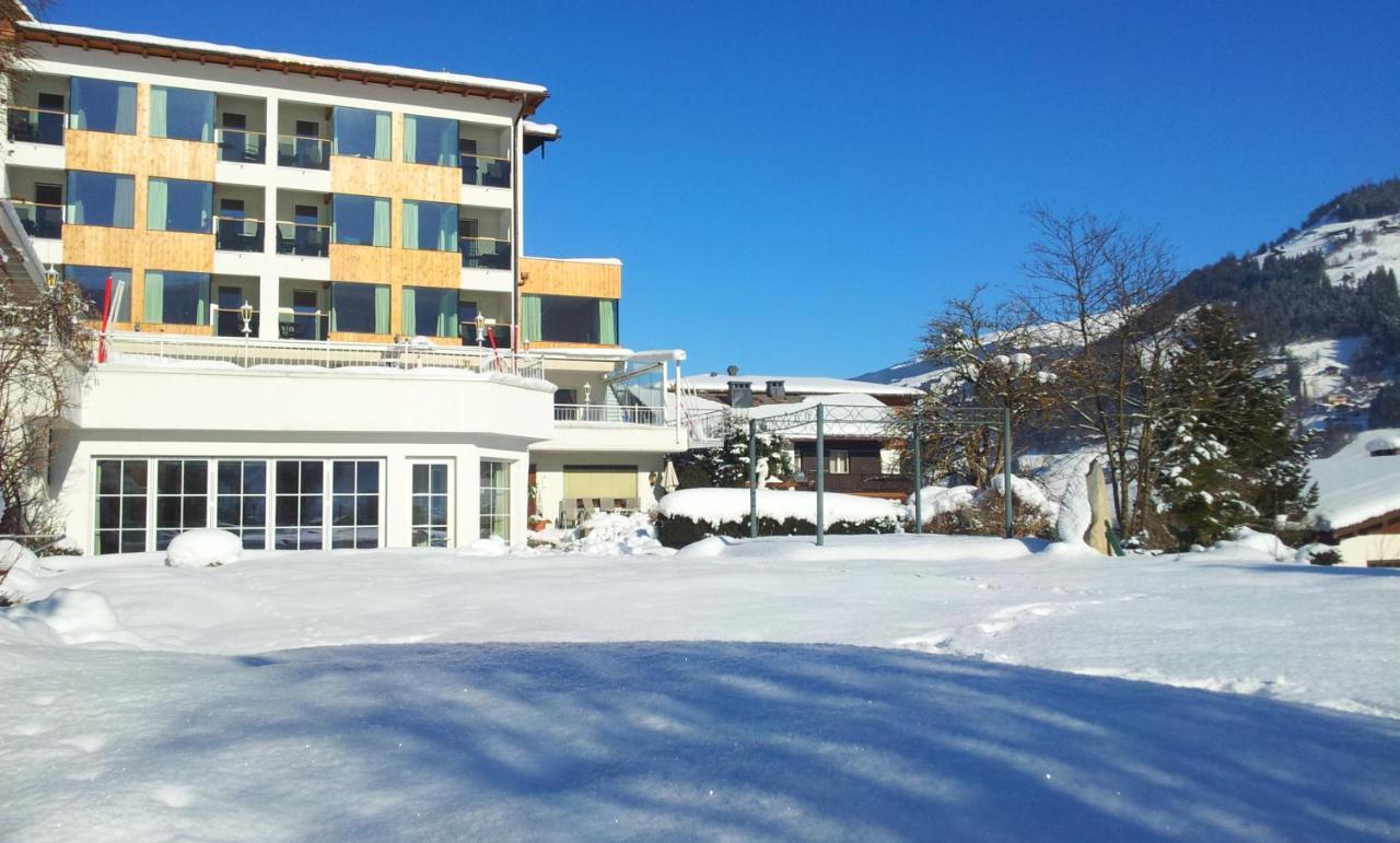 Alpenhotel Stefanie Hippach Exterior photo