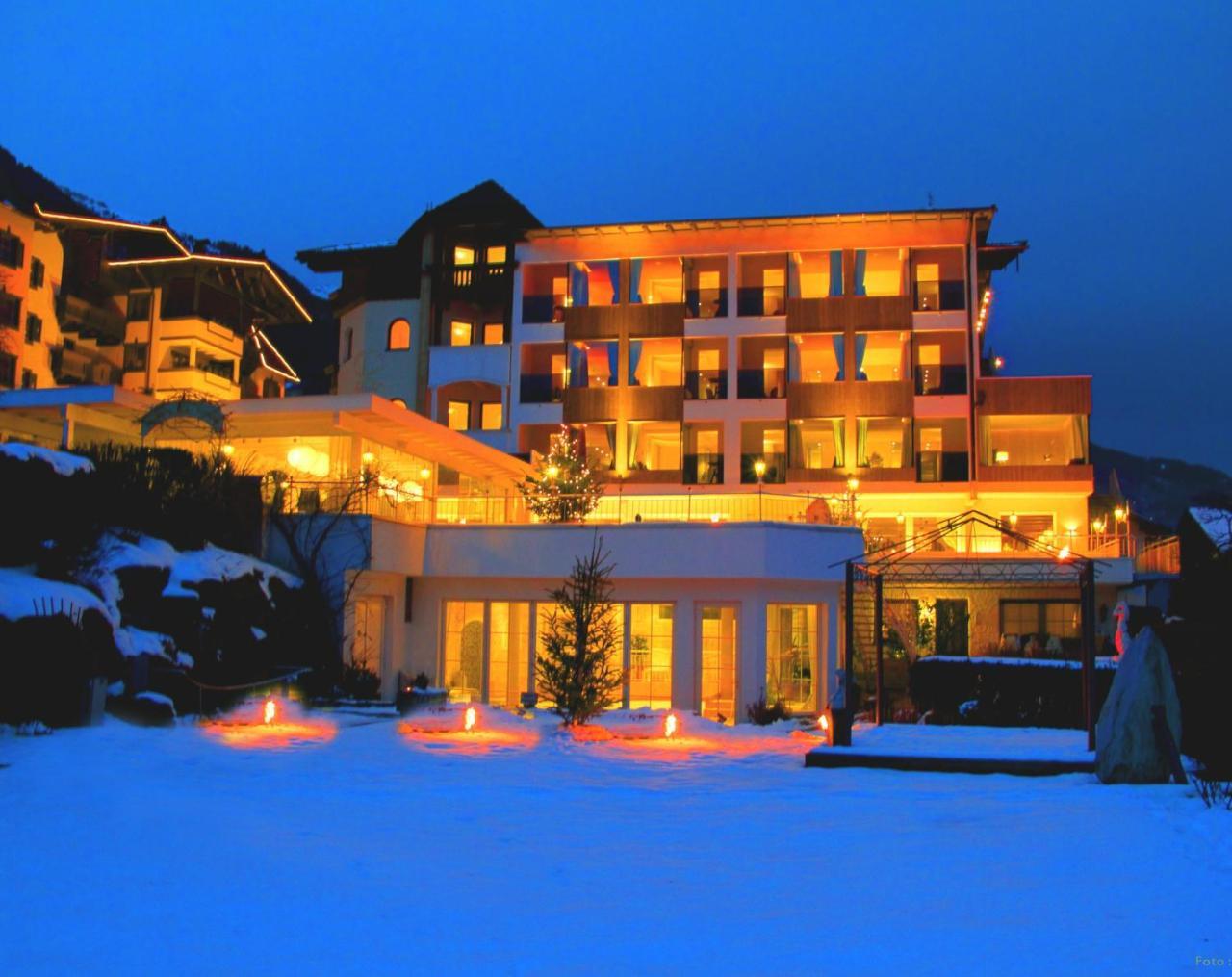 Alpenhotel Stefanie Hippach Exterior photo